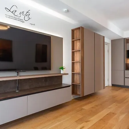 East Garden Lambrate Elegante Moderna Διαμέρισμα